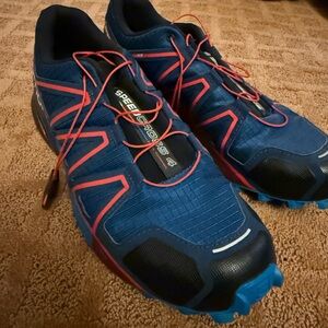 Salomon Speedcross 4 in Blue with Red Highlights